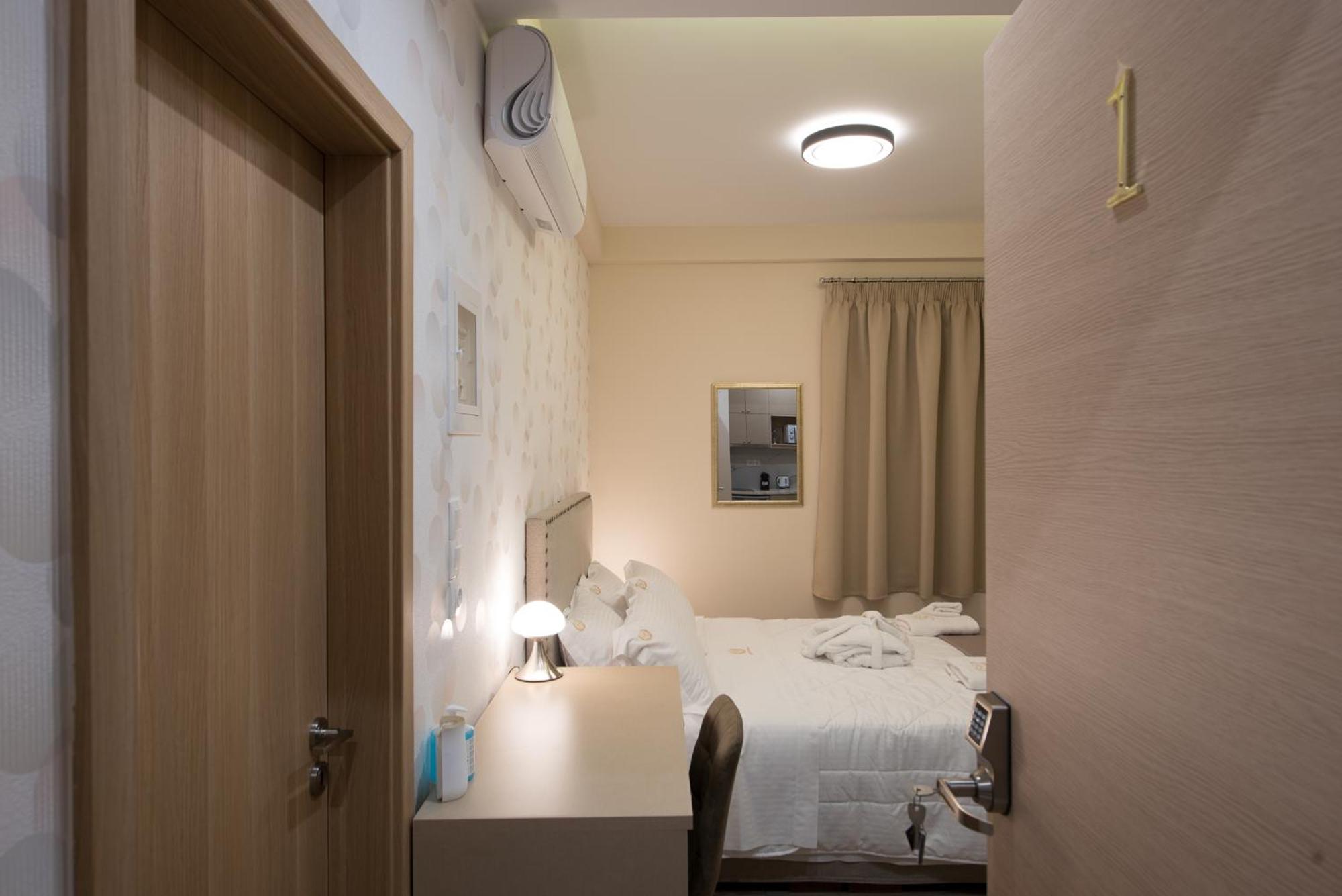 Rob Venture Suites At The Central Of Athens City Exterior foto