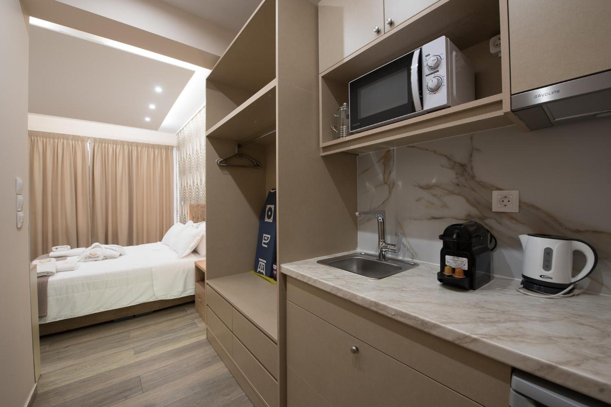 Rob Venture Suites At The Central Of Athens City Exterior foto